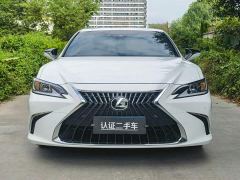 Lexus ES 300h Excellence Edition - ფოტო 2
