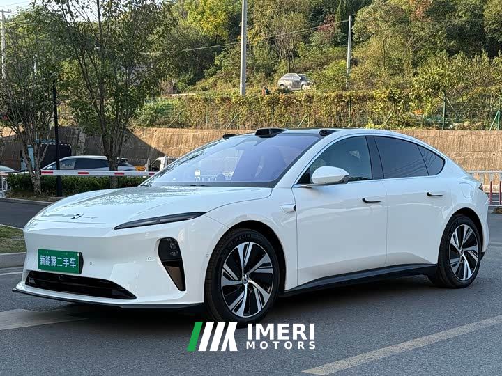 NIO ET5 75kWh - car from China