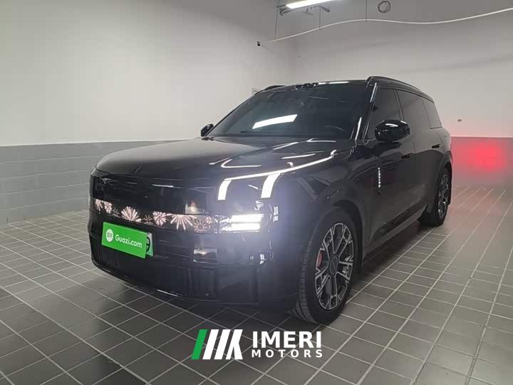 Lynk & Co 900 2.0T Ultra 6-Seater - автомобиль из Китая