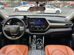 Toyota Highlander Hybrid 2.5L AWD Elite 7-Seater - фото 14