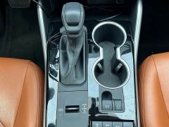 Toyota Highlander Hybrid 2.5L AWD Elite 7-Seater - фото 16