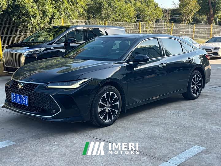 Toyota Avalon 2.5L Luxury - ავტომობილი ჩინეთიდან