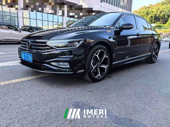 Volkswagen Magotan 2 Million Units Celebration Edition 330TSI DSG Luxury - автомобиль из Китая
