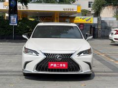 Lexus ES 200 Excellence Edition - photo 2