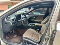 Lexus ES 200 Excellence Edition - фото 5