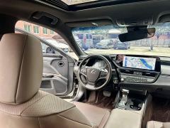 Lexus ES 200 Excellence Edition - фото 9