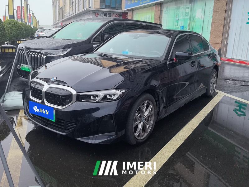 BMW i3 eDrive 35 L - car from China