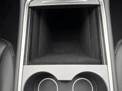 Tesla Model Y Rear-Wheel Drive - ფოტო 17