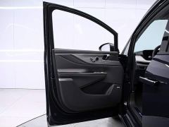 Buick GL8 Luxurious Edition Premium Trim - ფოტო 12