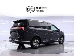 Buick GL8 Luxurious Edition Premium Trim - ფოტო 3