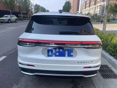 Lincoln Explorer 2.0T Two-Wheel Drive Premium - photo 3