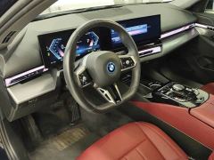 BMW i5 eDrive 35L M Sport Package - фото 7