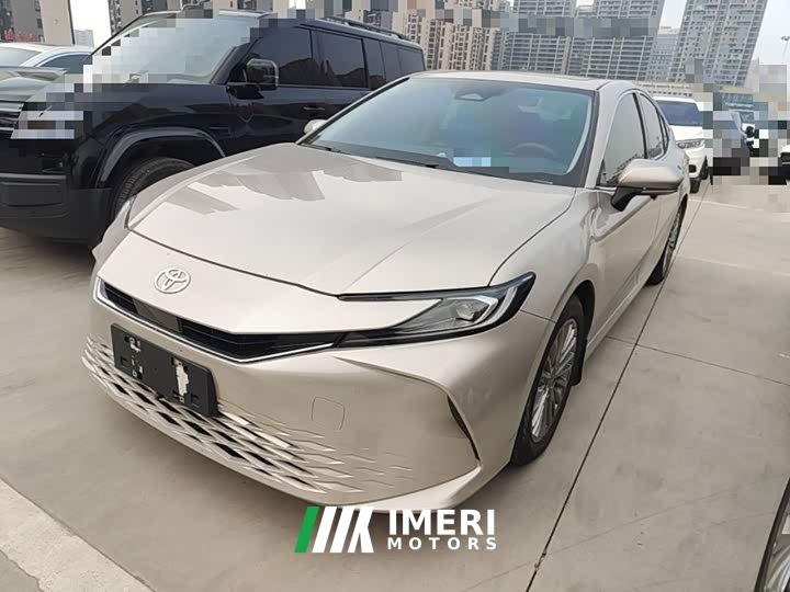 Toyota Camry 2.0E Elite Edition - ავტომობილი ჩინეთიდან