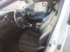 Toyota Wildlander 2.0L RWD Luxury PLUS Edition - фото 11
