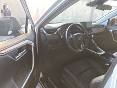 Toyota Wildlander 2.0L RWD Luxury PLUS Edition - фото 12