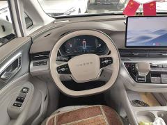 SAIC Roewe iMAX8 New Energy 1.5T DMH Land Respect Premium Edition - photo 10