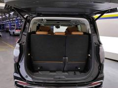 FAW Red Flag HQ9 PHEV 2.0T AWD Business Edition - фото 4