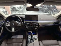 BMW 5 Series 530Li Luxury M Sport Package - фото 6