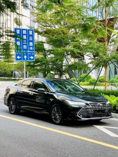 Toyota Avalon 2.0L CVT XLE Exclusive Edition - фото 3