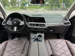 BMW X5 xDrive 30Li M Sport Package - ფოტო 13