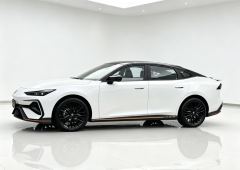 Changan UNI-V 1.5T 500Bar Luxury Sport Edition - photo 3