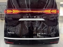 Denza D9 DM-i 970 AWD Flagship - ფოტო 8