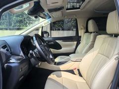 Toyota Vellfire Crown Hybrid 2.5L HV Luxury Edition - photo 10