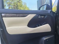 Toyota Vellfire Crown Hybrid 2.5L HV Luxury Edition - photo 5