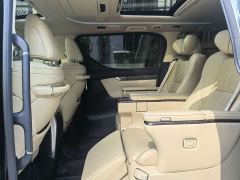 Toyota Vellfire Crown Hybrid 2.5L HV Luxury Edition - photo 7