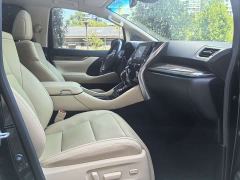 Toyota Vellfire Crown Hybrid 2.5L HV Luxury Edition - photo 9