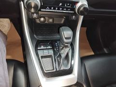 Toyota RAV4 2.0L CVT FWD Urban Edition - фото 13