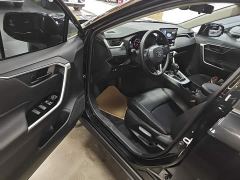 Toyota RAV4 2.0L CVT FWD Urban Edition - фото 15