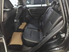 Toyota RAV4 2.0L CVT FWD Urban Edition - фото 16