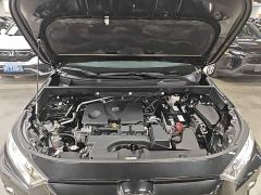 Toyota RAV4 2.0L CVT FWD Urban Edition - фото 19