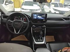 Toyota RAV4 2.0L CVT FWD Urban Edition - фото 9
