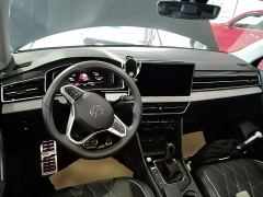 Volkswagen Tiguan L Outstanding Edition 330TSI Automatic Two-Wheel Drive R-Line Dragon Shine Edition - photo 9