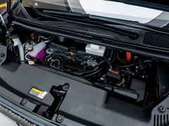 Toyota Vellfire Crown Hybrid 2.5L Executive Premier Edition - ფოტო 11