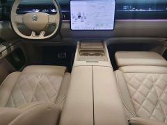 NIO ES8 Six-Seat Executive Signature Edition - photo 9