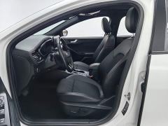 Ford Focus Hatchback EcoBoost 180 Automatic ST Line - ფოტო 10