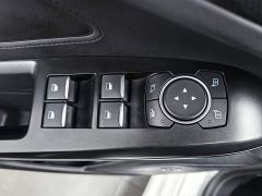 Ford Focus Hatchback EcoBoost 180 Automatic ST Line - ფოტო 9