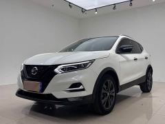 Nissan Qashqai 2.0L CVT XV Premium Night Edition - фото 1
