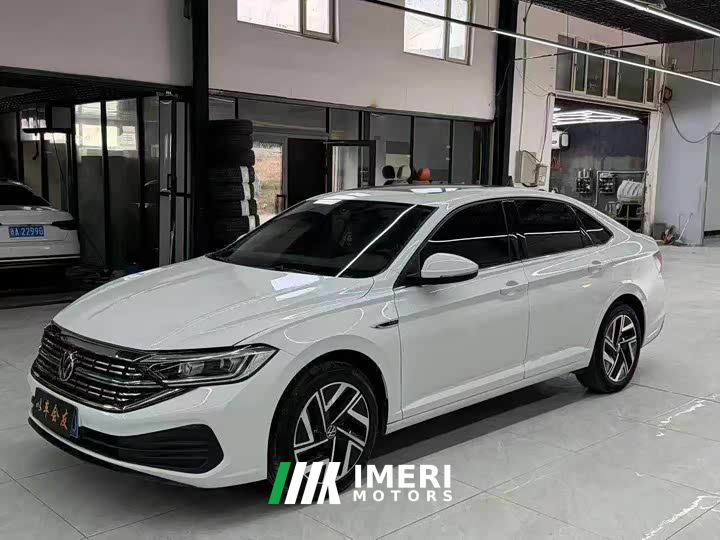 Volkswagen Sagitar 300TSI DSG Flying Edition - car from China