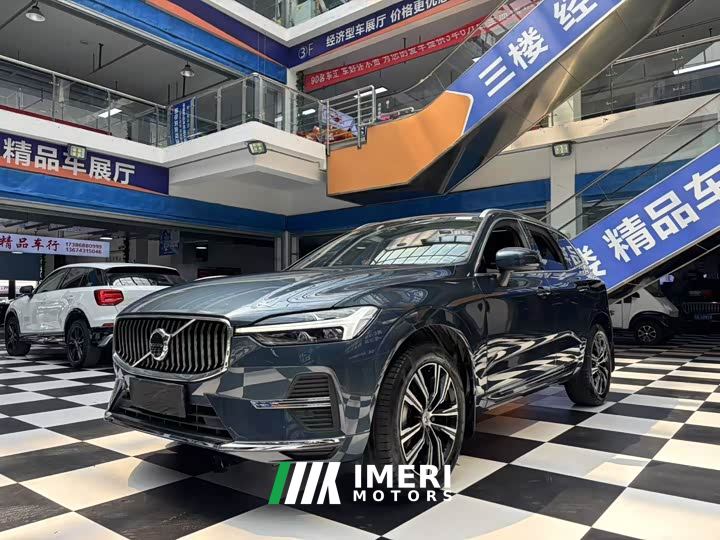 Volvo XC60 B5 AWD Smart Remote Luxury Edition - автомобиль из Китая