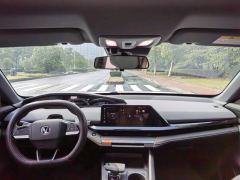 Changan UNI-V 1.5T Premium Version - фото 2
