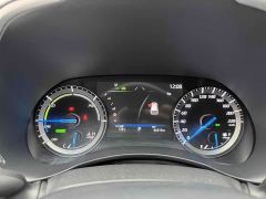 Toyota Highlander Hybrid 2.5L AWD Premium 7-Seater - фото 12