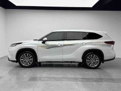 Toyota Highlander Hybrid 2.5L AWD Premium 7-Seater - фото 16