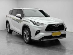 Toyota Highlander Hybrid 2.5L AWD Premium 7-Seater - фото 3