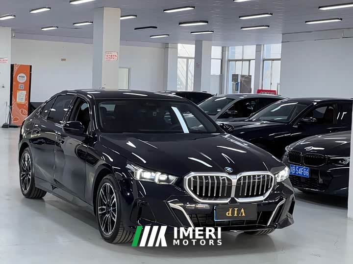 BMW 5 Series 530Li Premier M Sport Package - ავტომობილი ჩინეთიდან