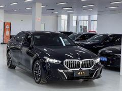 BMW 5 Series 530Li Premier M Sport Package - ფოტო 1