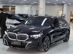 BMW 5 Series 530Li Premier M Sport Package - ფოტო 3